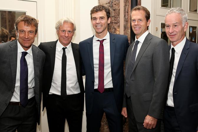 Mats Wilander, Bjorn Borg, Gustavo Kuerten, Stefan Edberg e John McEnroe. Afp